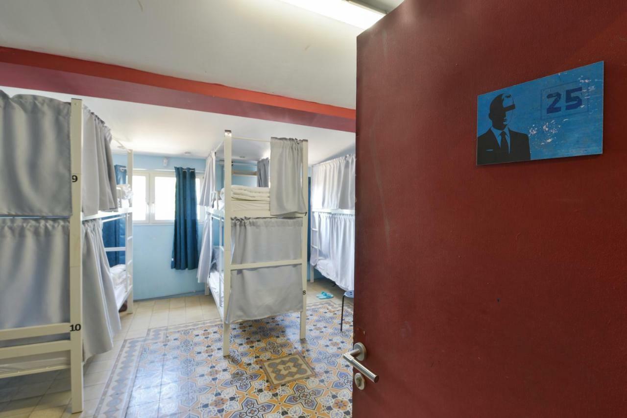 Caravan By Roger Age 18-45 Tel Aviv-Jaffa